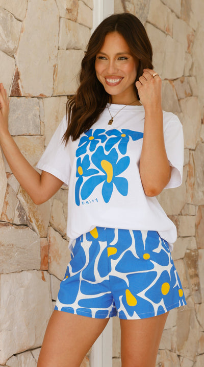 Load image into Gallery viewer, Dacia Oversized T-Shirt - Blue Daisy
