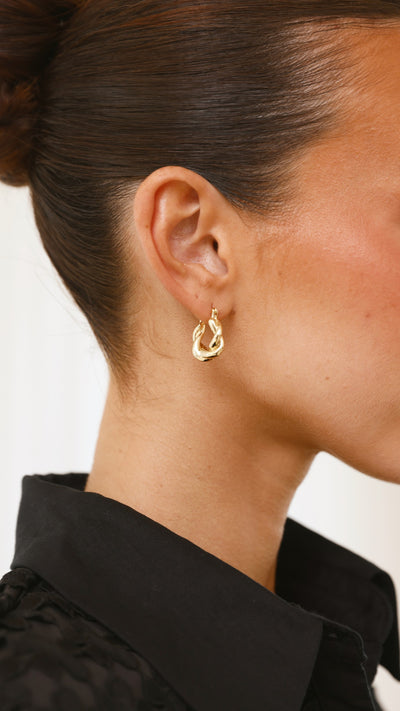 Load image into Gallery viewer, Lue Earrings - Gold - Billy J
