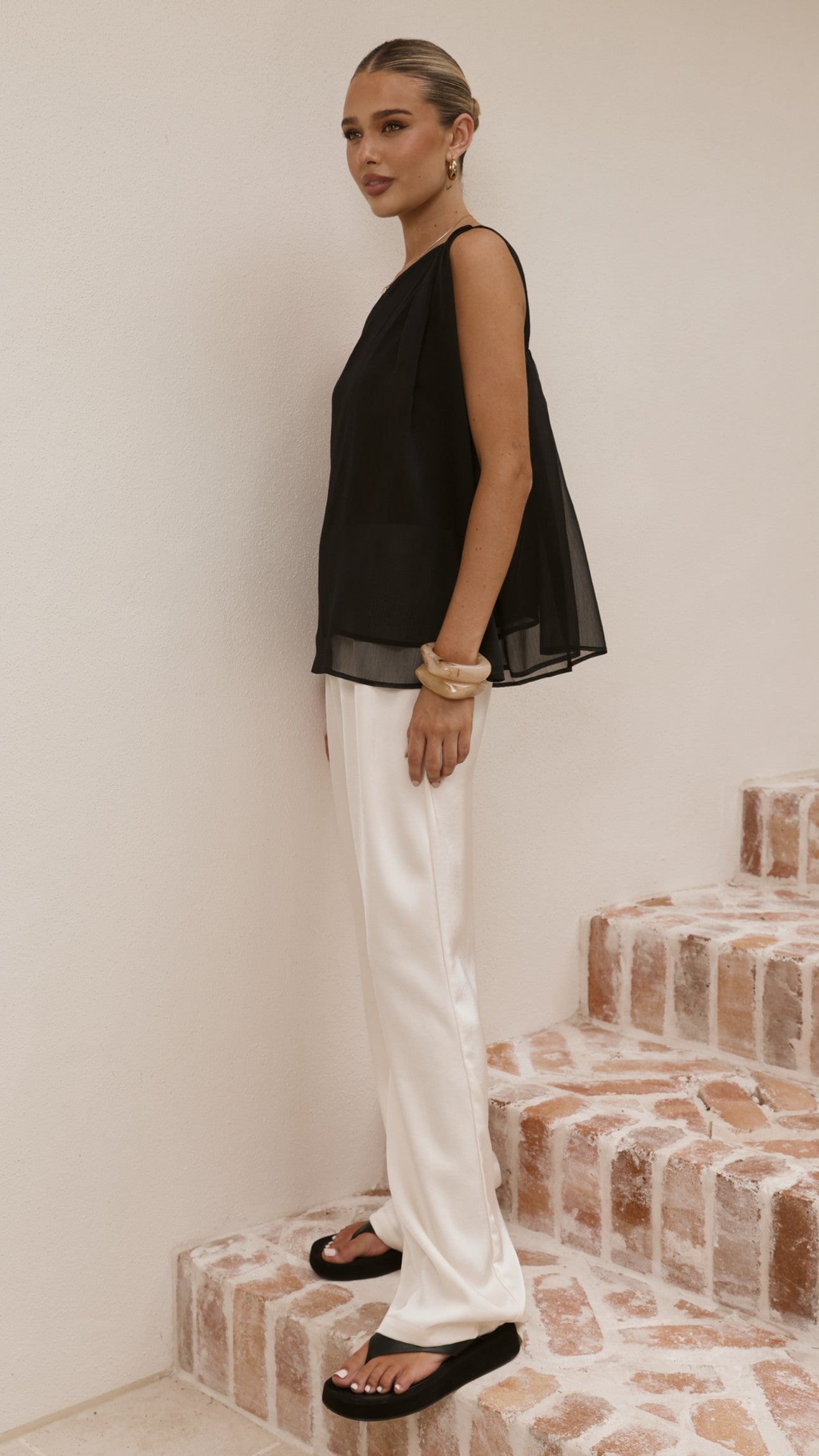Hazel Top - Black - Billy J