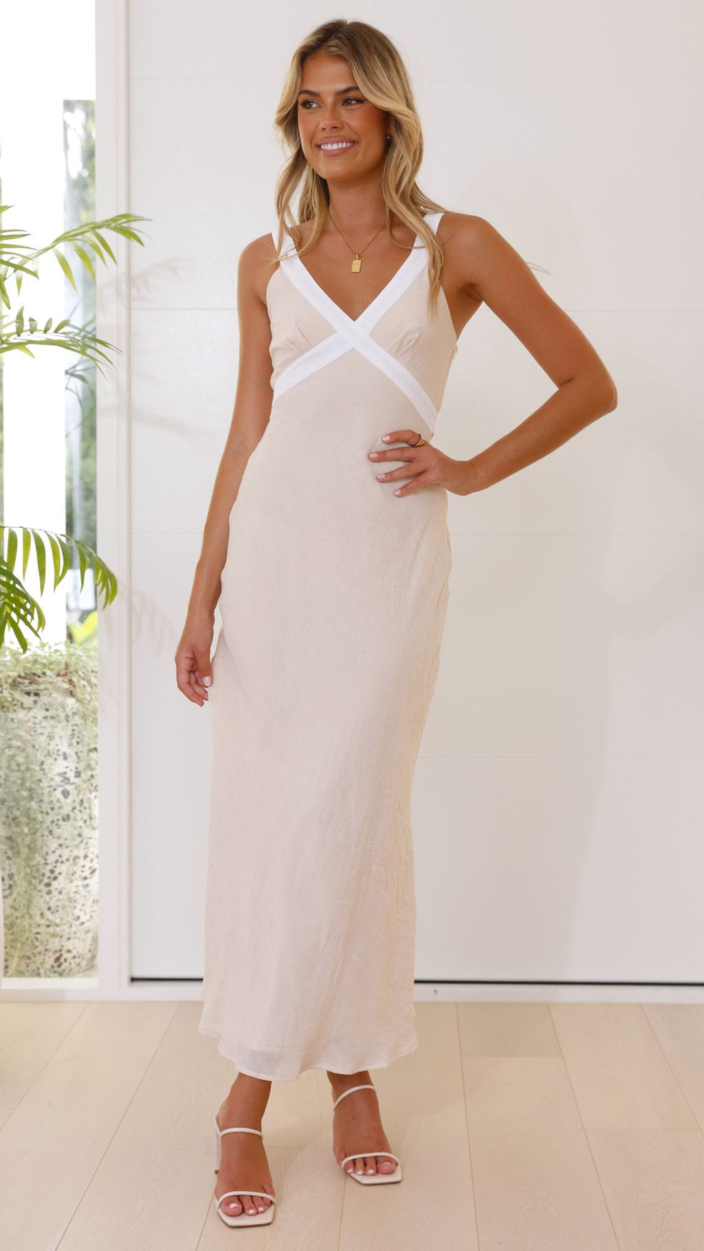 Iylah Midi Dress - Beige / White