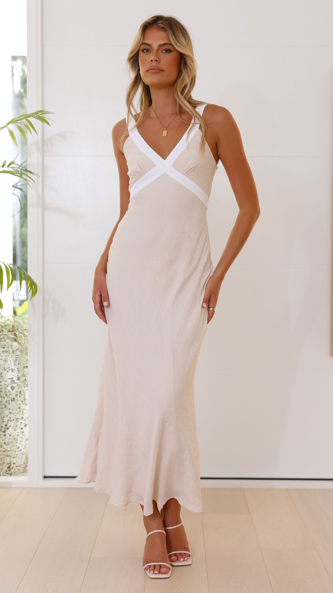 Iylah Midi Dress - Beige / White