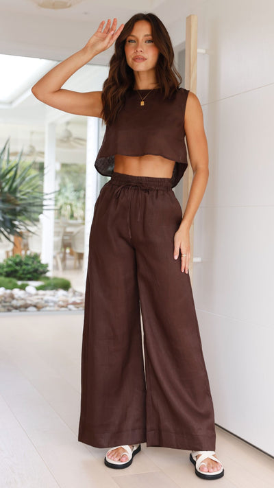 Load image into Gallery viewer, Hadelinde Crop Top - Chocolate - Billy J

