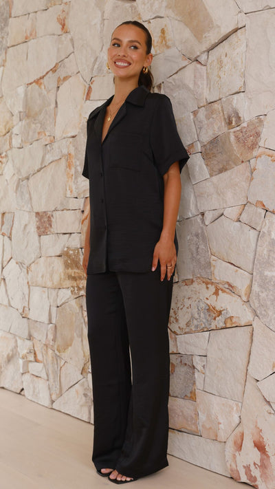 Load image into Gallery viewer, Courtney Button Up Shirt - Black
