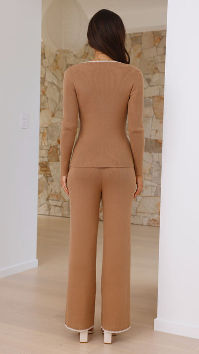 Load image into Gallery viewer, Kaelyn Long Sleeve Top - Taupe
