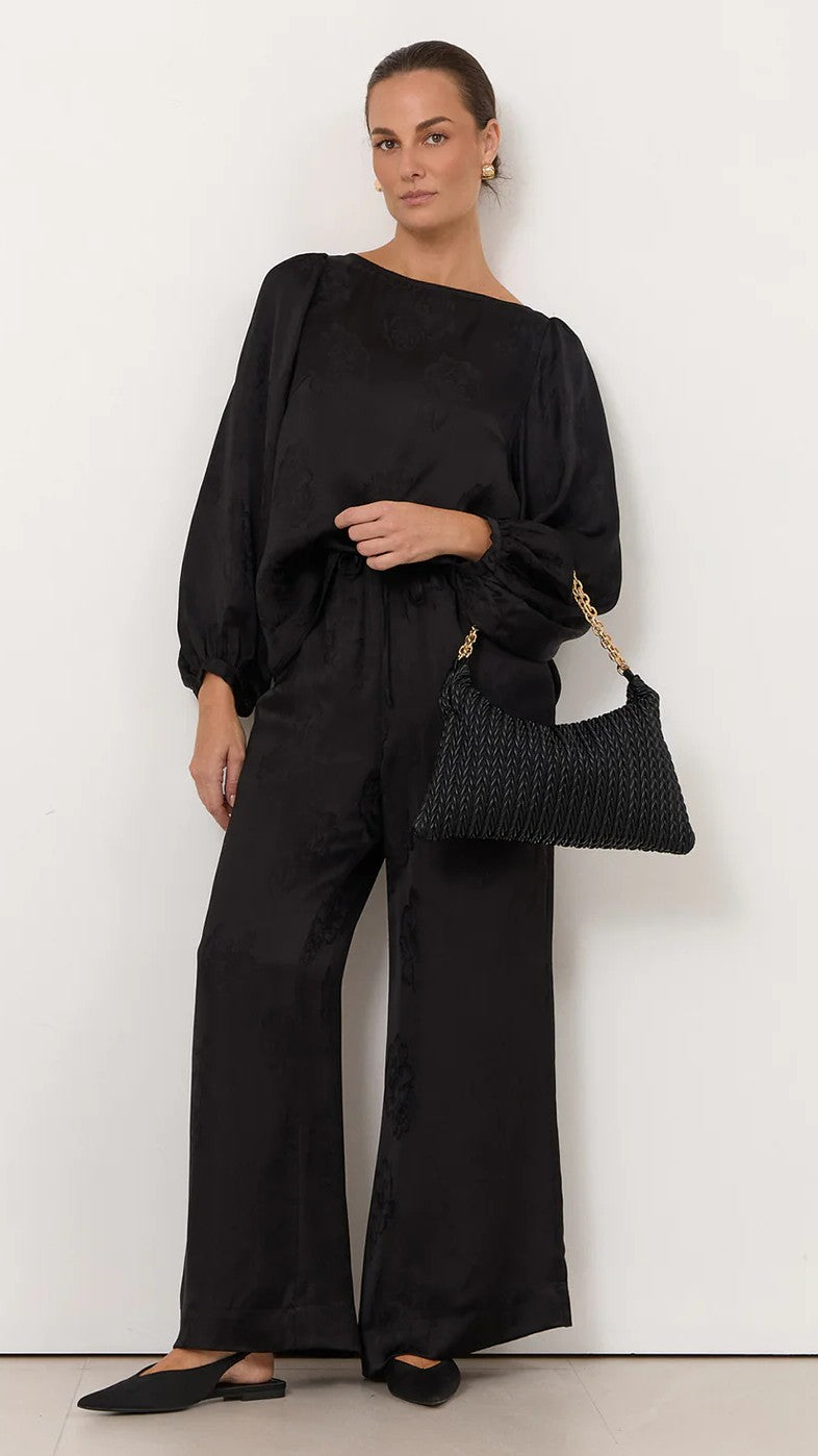 Arrow Weave Shoulder Bag - Black - Billy J