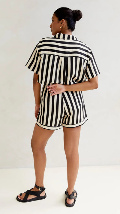 Load image into Gallery viewer, Piper Shorts - Black/Beige Stripe - Billy J
