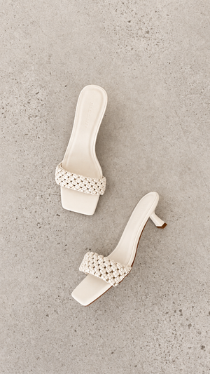 Michelle Heel - Bone - Billy J