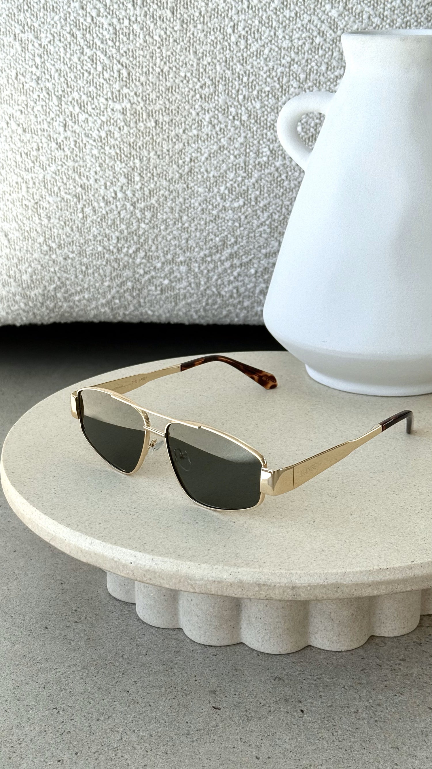 The Earle Sunglasses - Gold / Green - Billy J