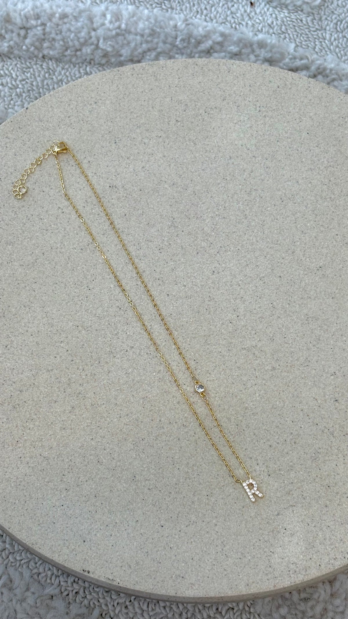 Ivy Initial Letter Necklace - R