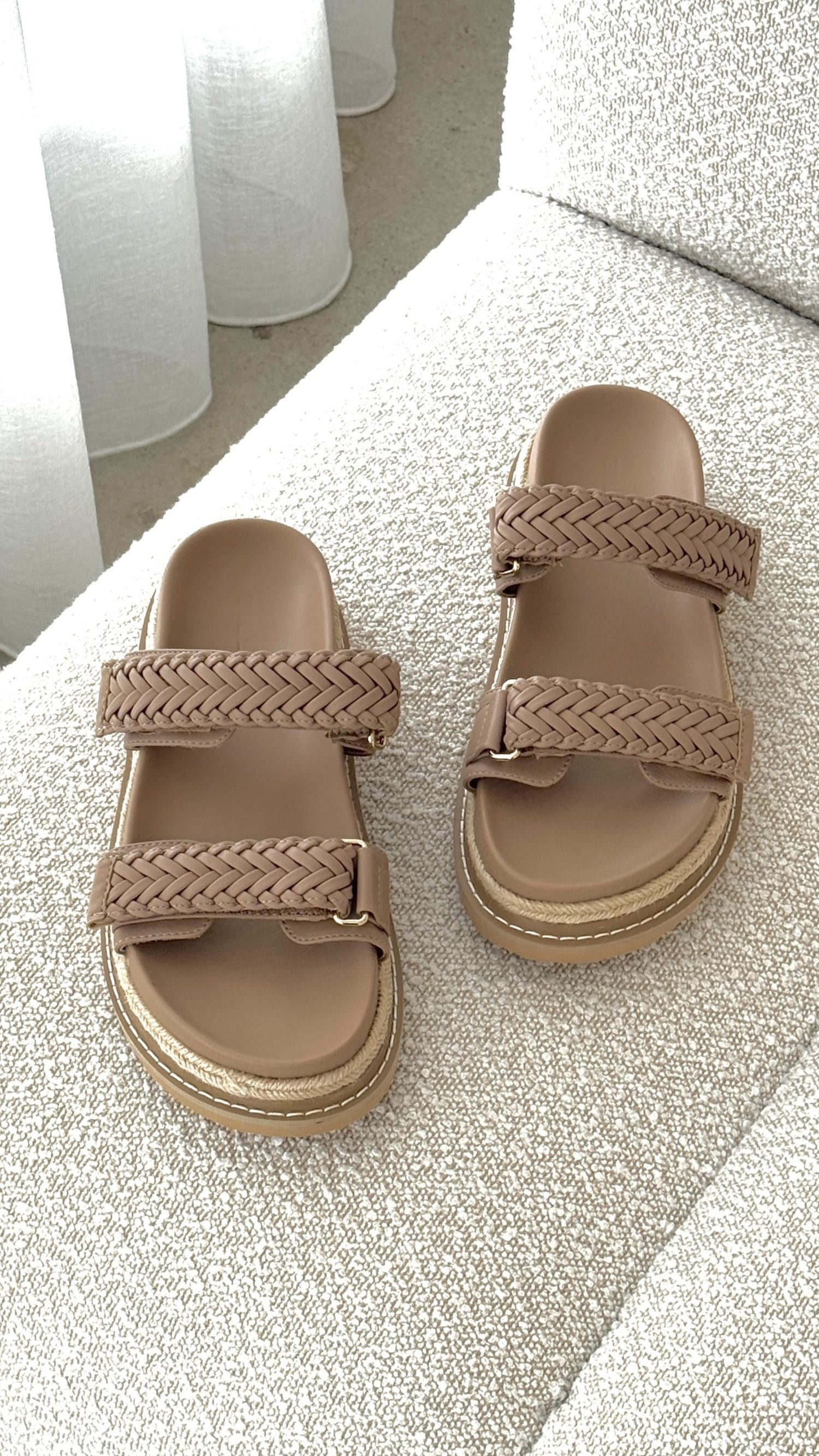 Alva Slides - Light Cashew - Billy J