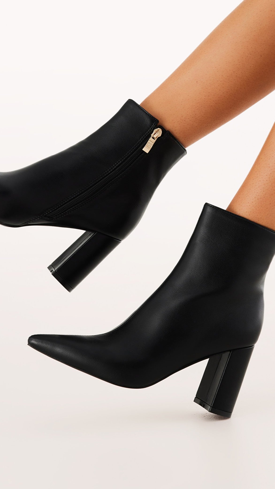 Nicoletta Boots - Black - Billy J