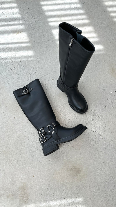 Load image into Gallery viewer, Kaylen Boots - Black

