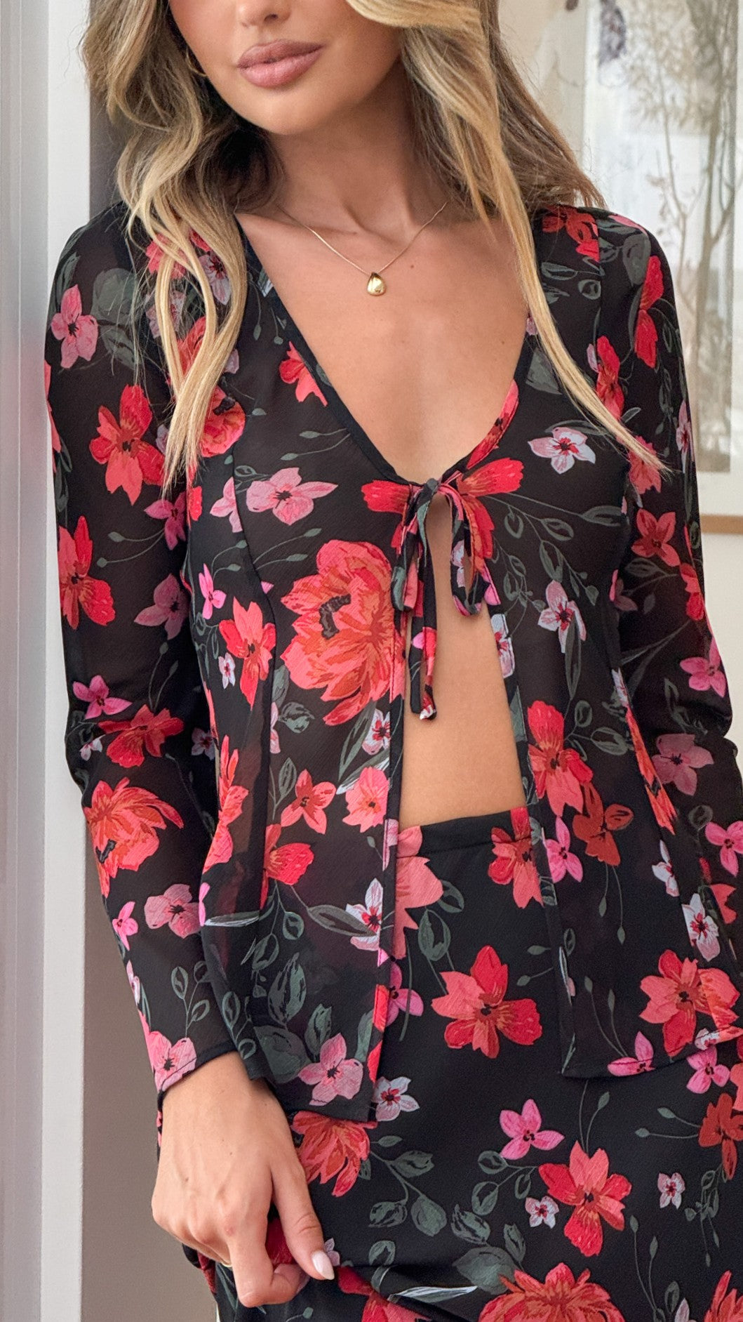 Brianna Open Tie Top - Dark Floral - Billy J