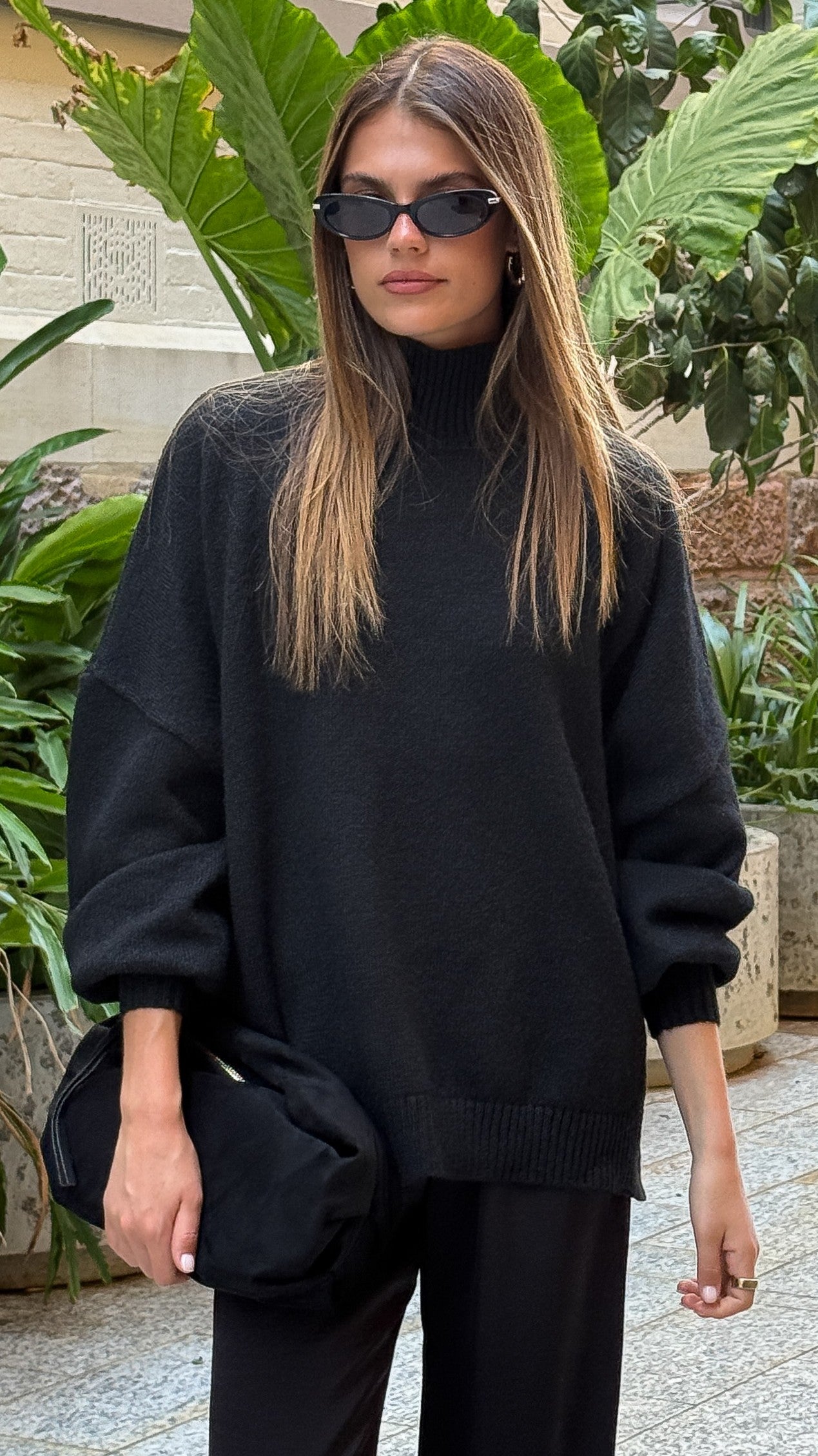 Harita Knitted Sweater - Black - Billy J