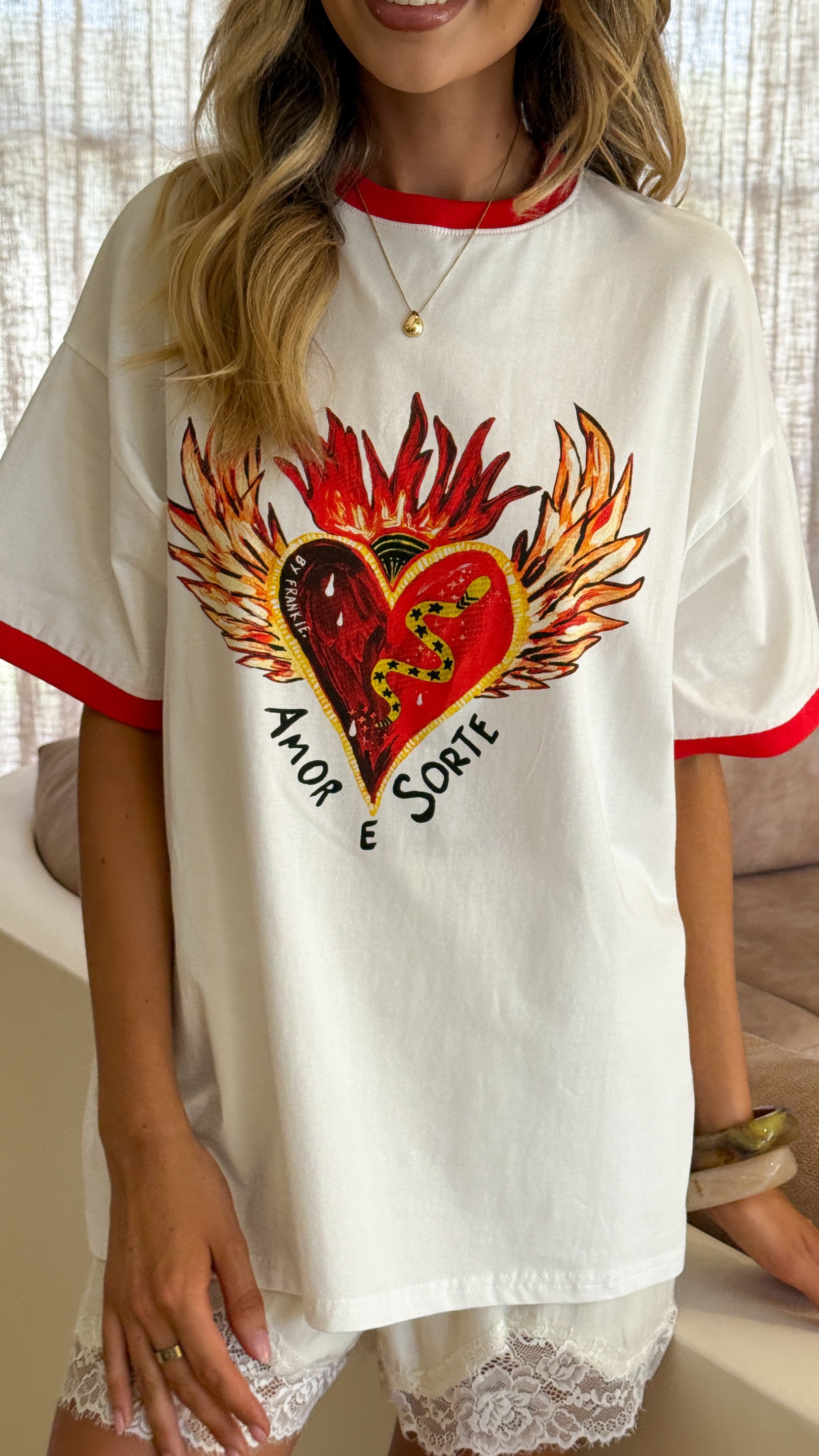 Amor E Sorte Oversized Tee - White/Red - Billy J