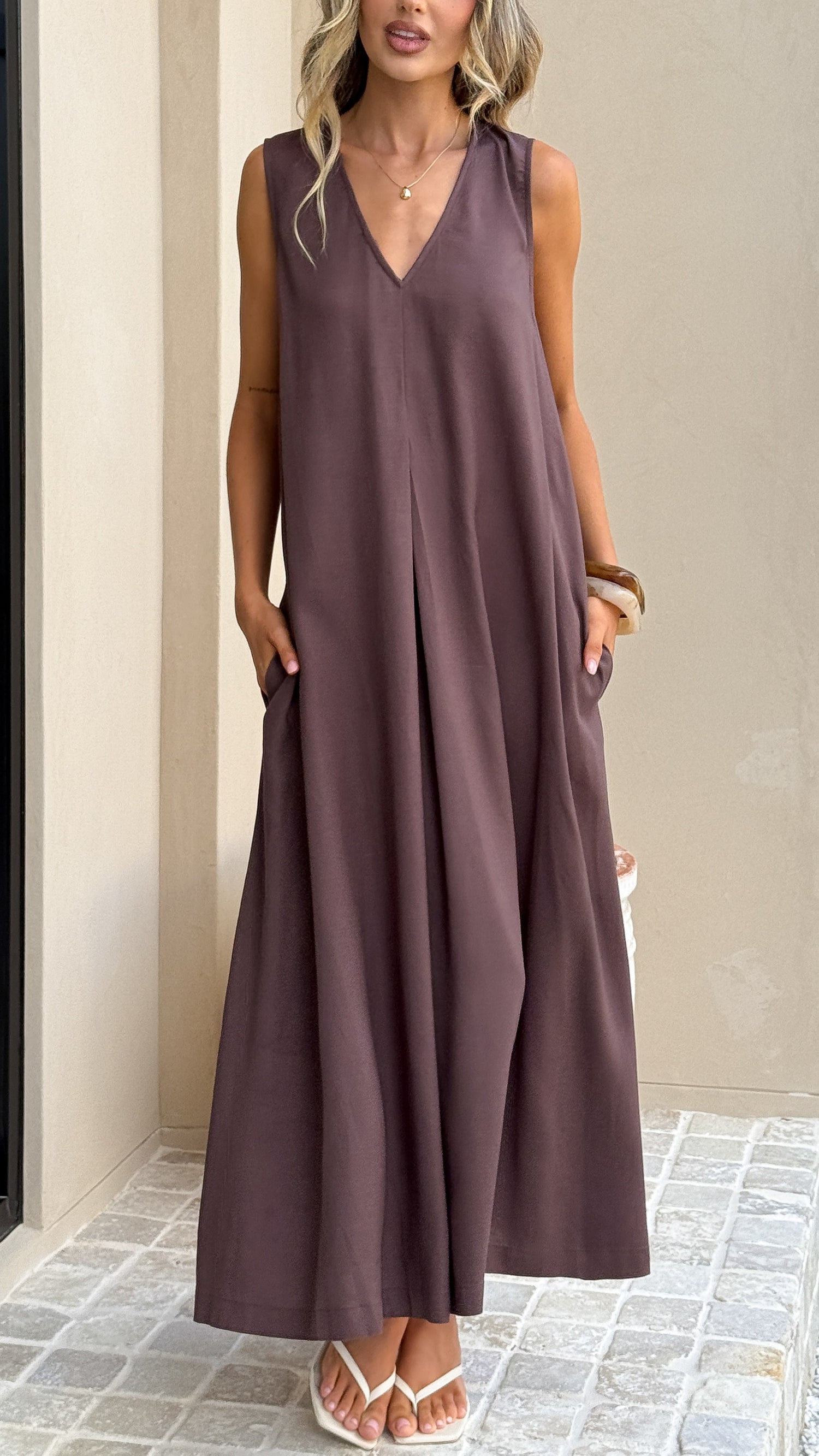 Aliah Maxi Dress - Chocolate - Billy J