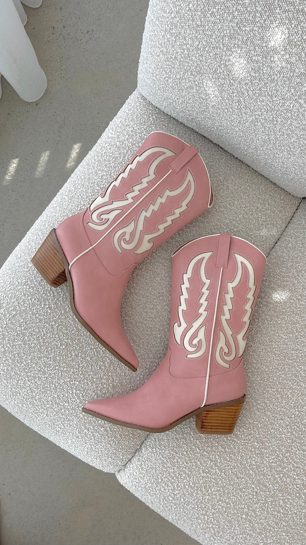 Norva Boot - Pink - Billy J