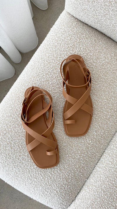 Load image into Gallery viewer, Ushi Sandal - Toffee - Billy J
