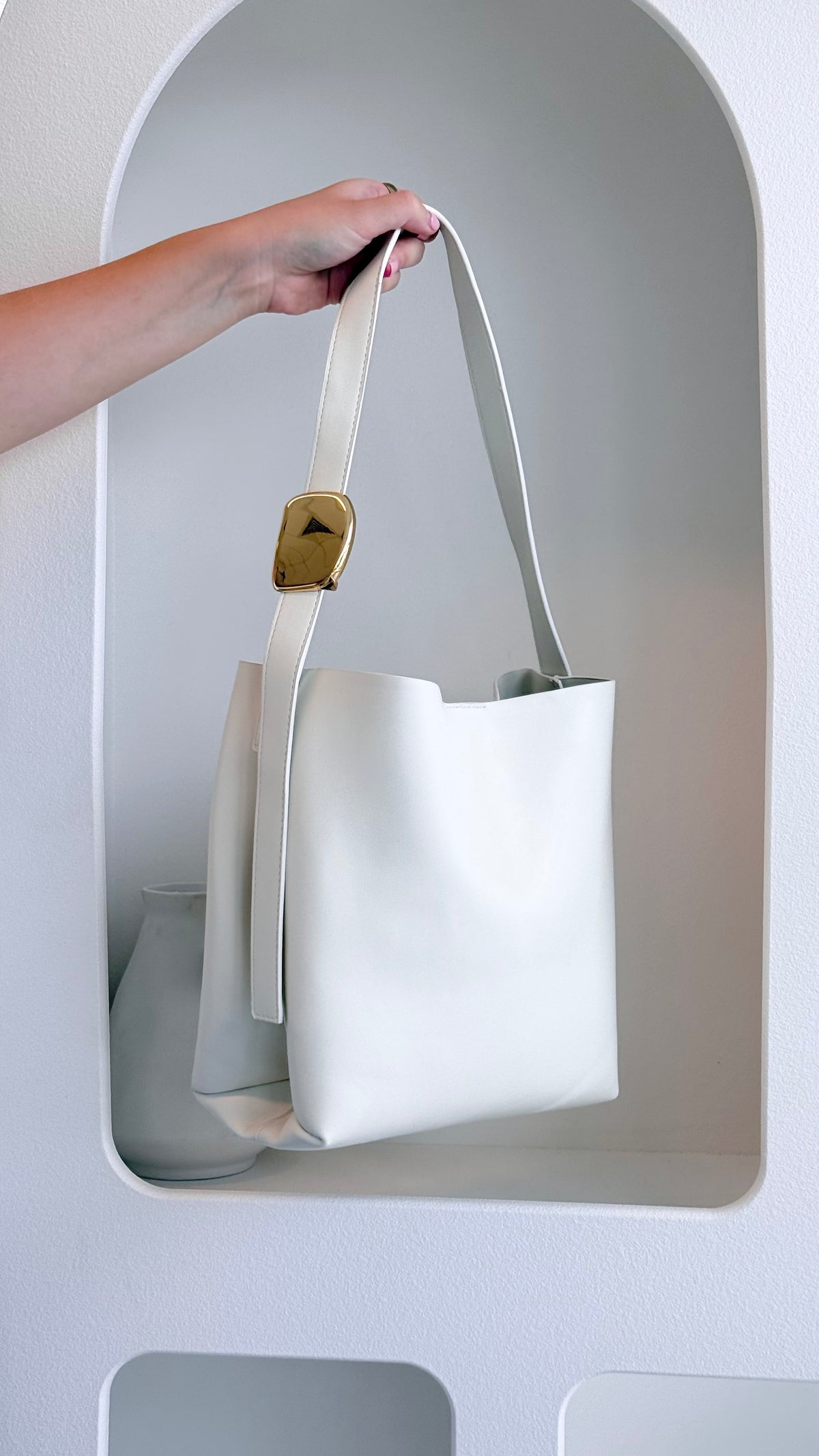 Francesca Shoulder Bag - White - Billy J