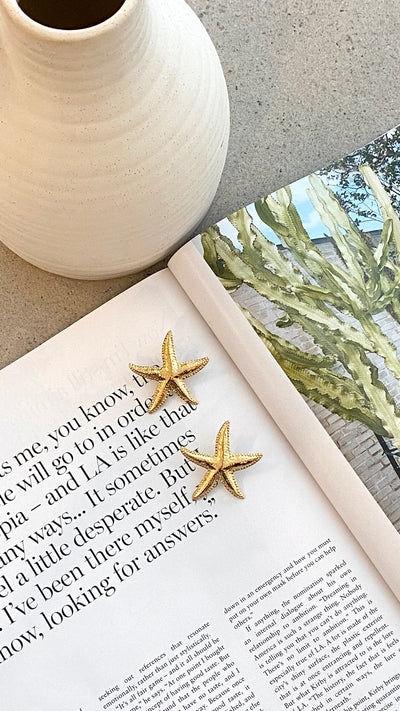 Load image into Gallery viewer, Starfish Earrings - Gold - Billy J
