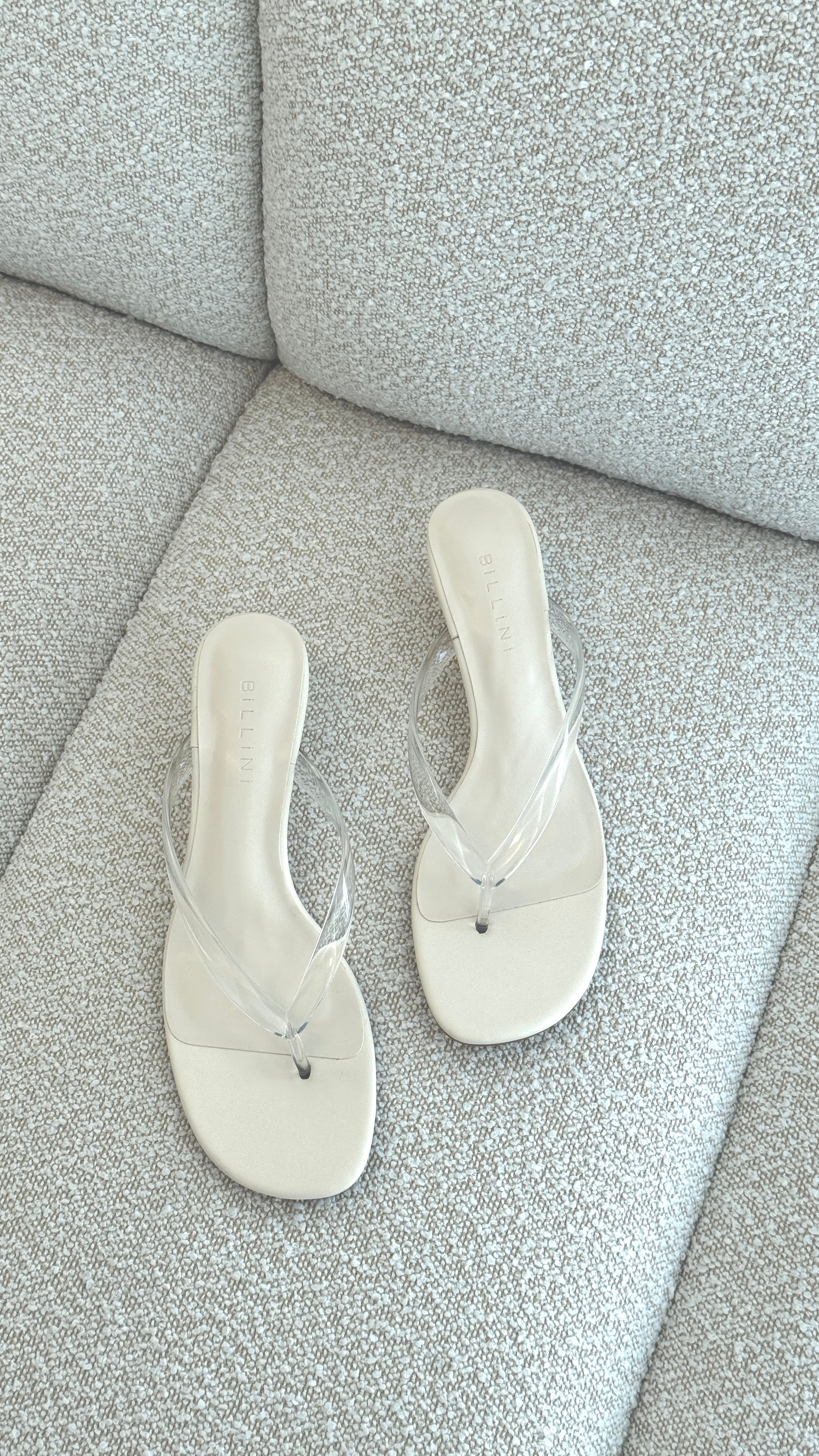Vergie Wedge - Clear/Bone - Billy J