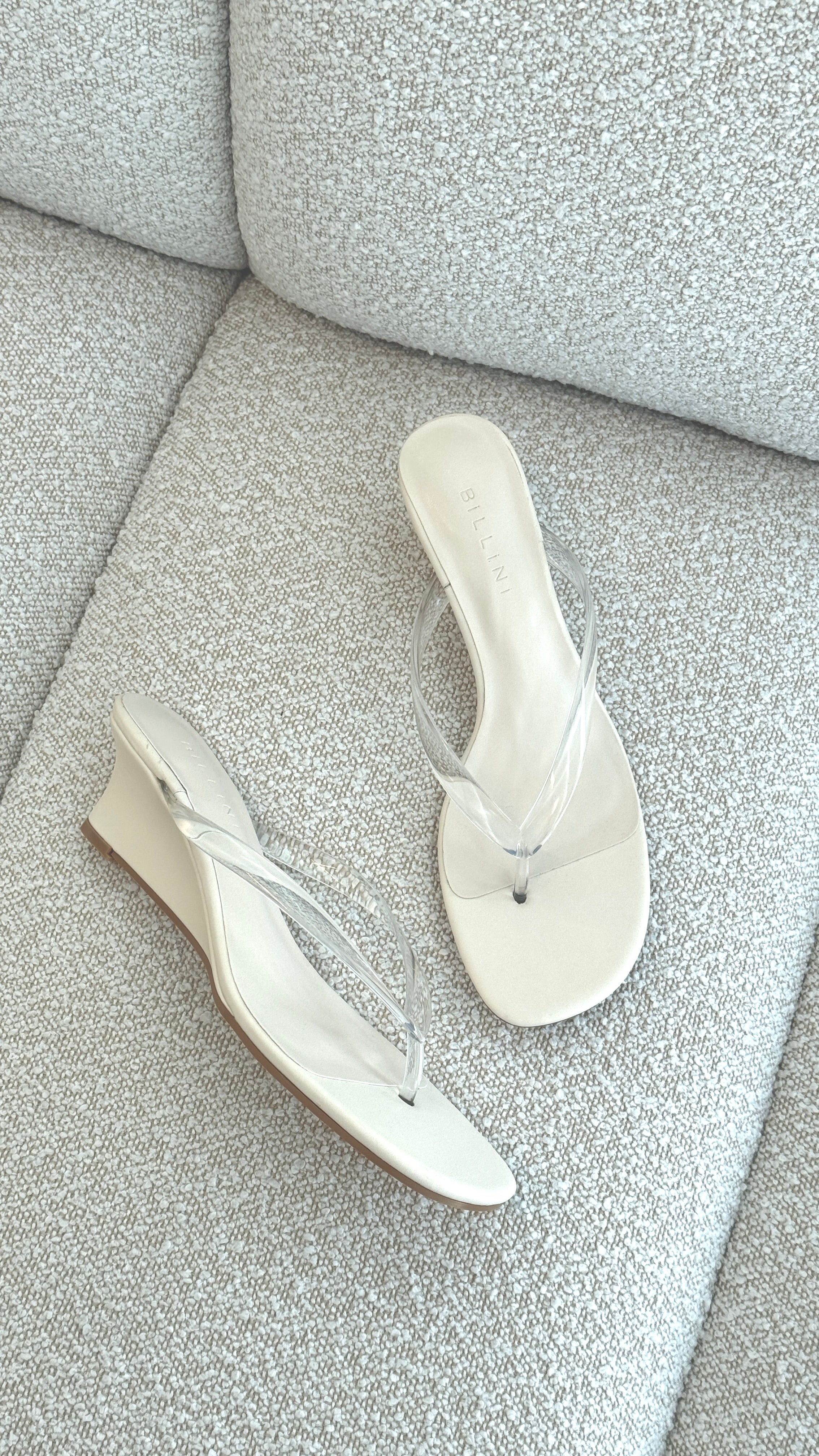 Vergie Wedge - Clear/Bone - Billy J
