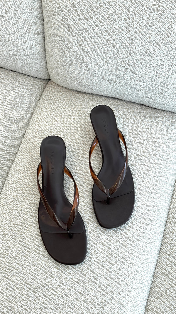 Vergie Wedge - Chocolate - Billy J
