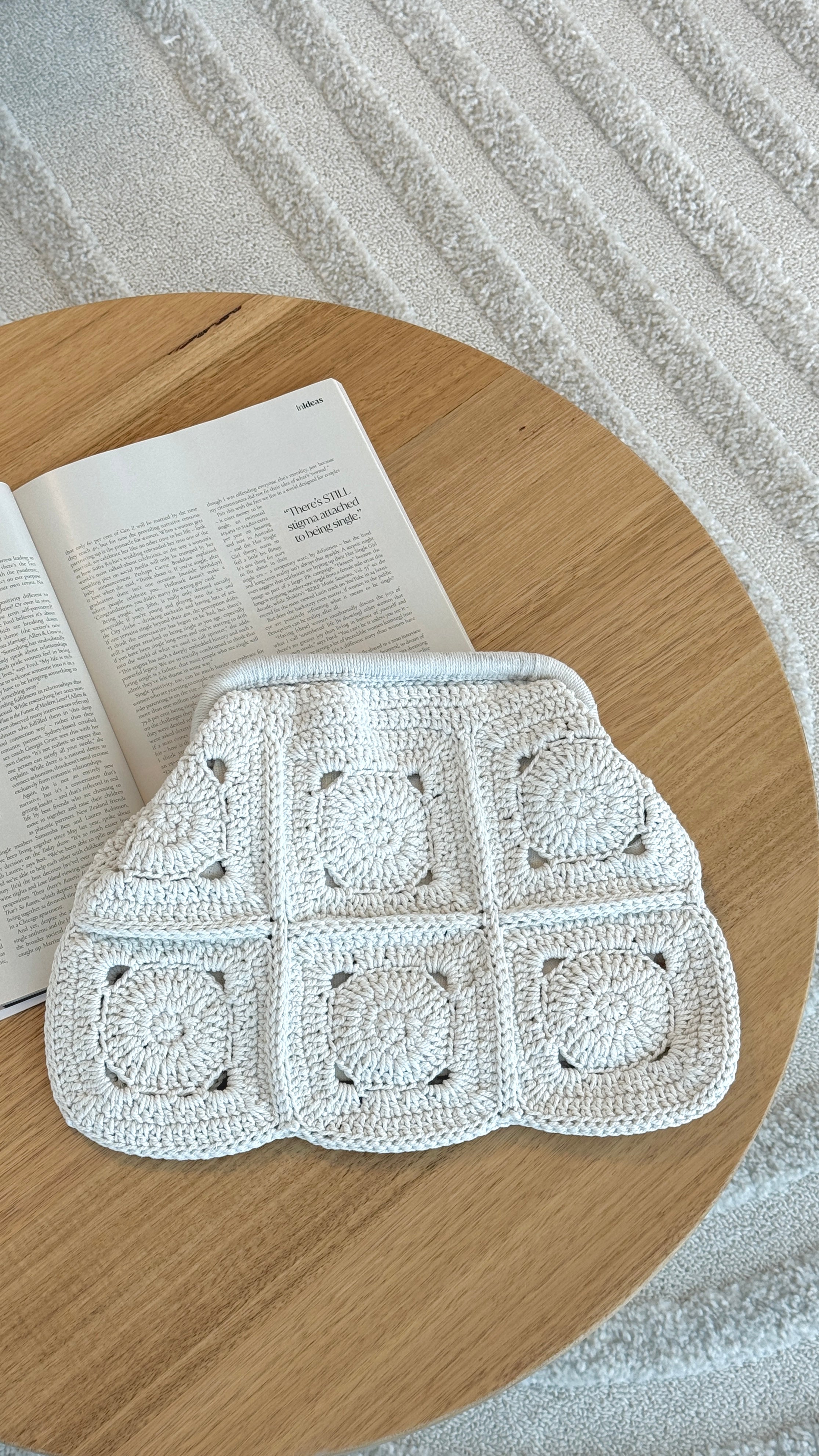 Ellie Crochet Clip Top Clutch - Cream - Billy J