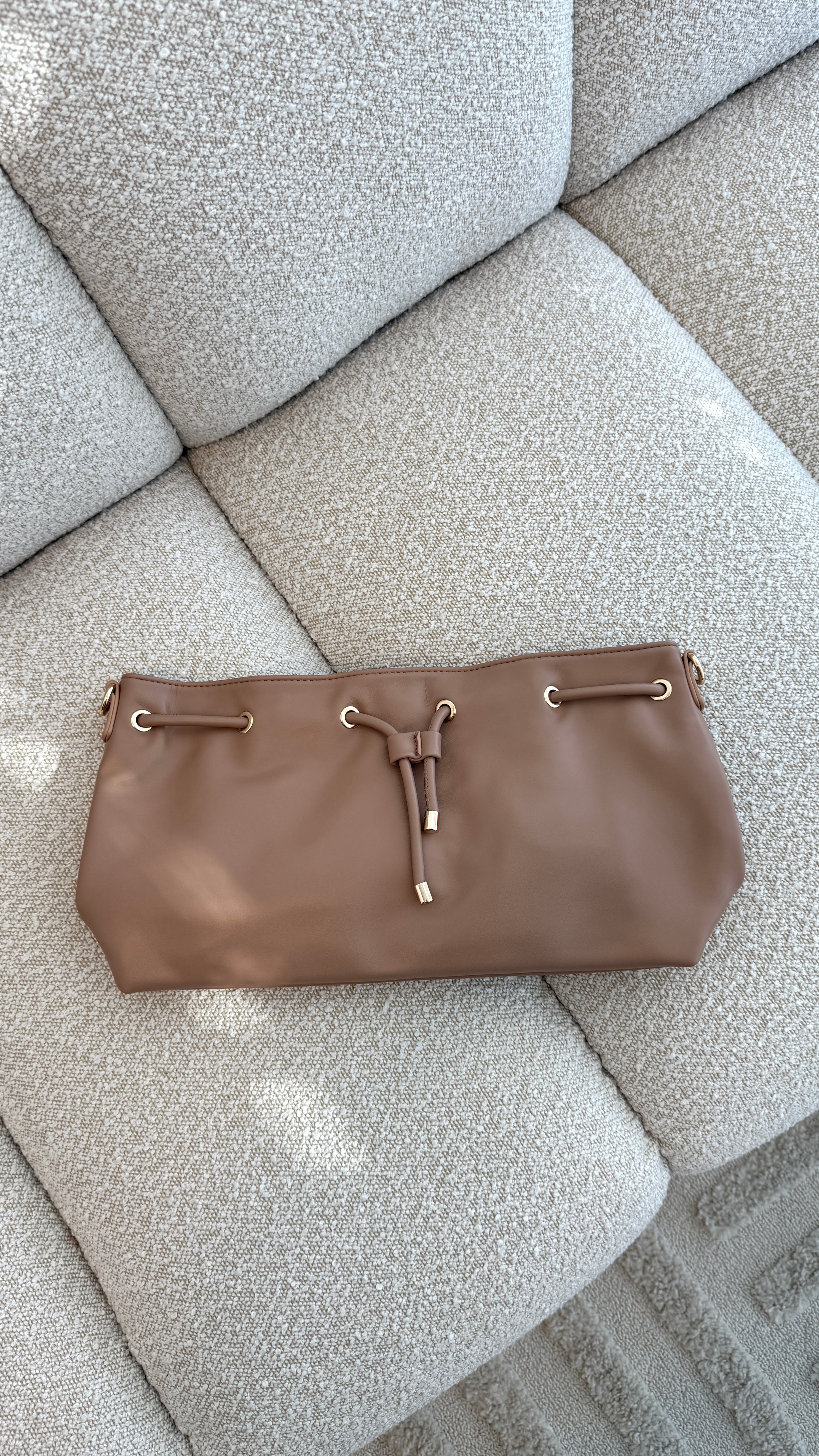 Scout Gathered Handbag - Mocha - Billy J