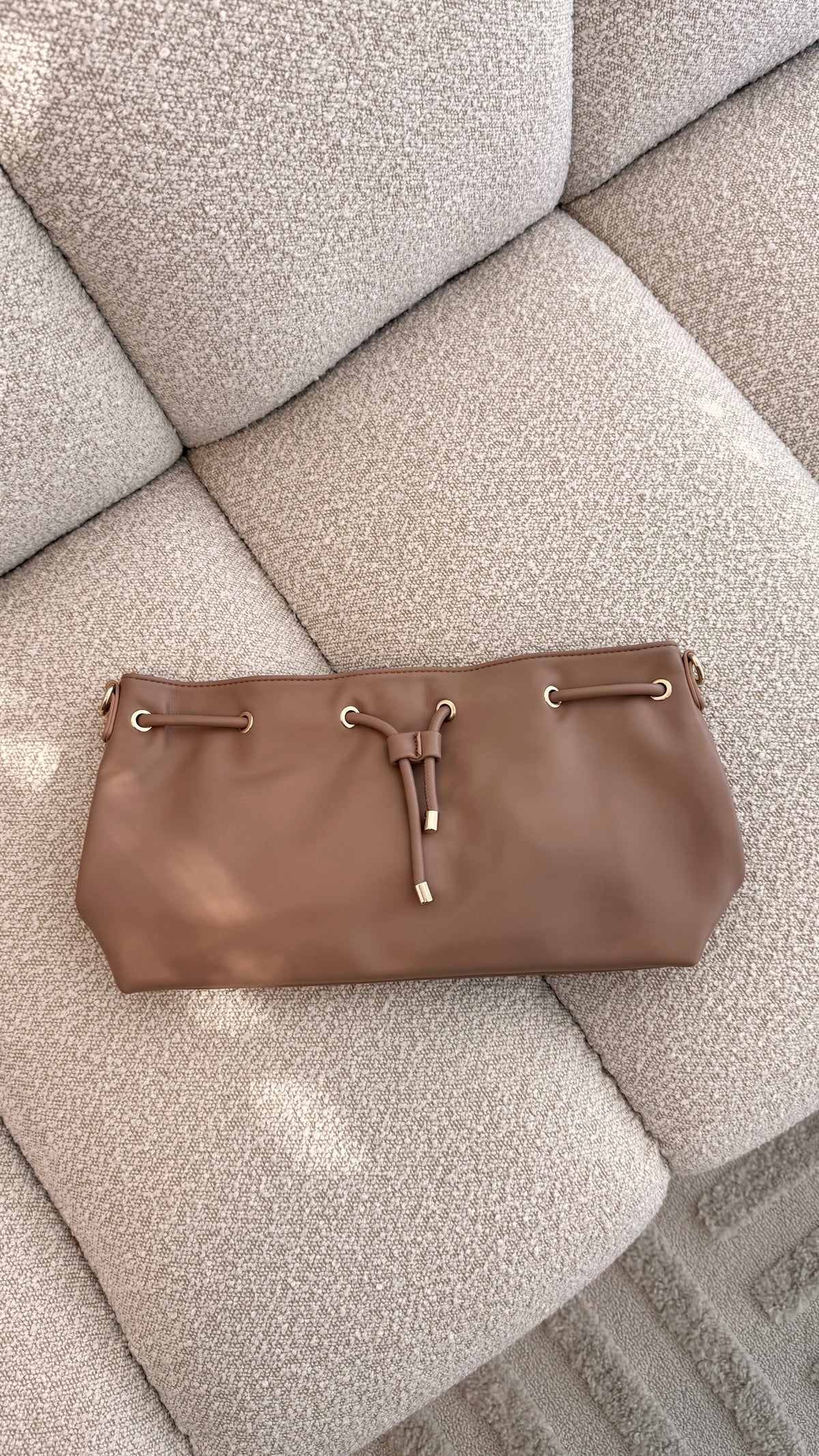 Scout Gathered Handbag - Mocha - Billy J