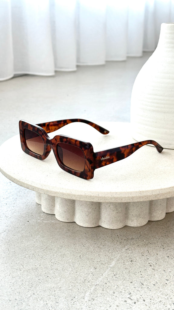 RC Tort Beach Sunglasses - Tort