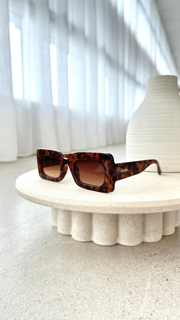 RC Tort Beach Sunglasses - Tort - Buy Women's Sunglasses - Billy J