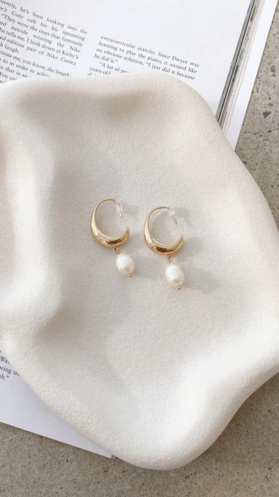 Load image into Gallery viewer, Pearl Drop Curved Hoops - Gold - Billy J
