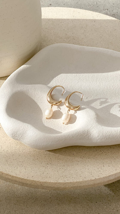 Load image into Gallery viewer, Pearl Drop Curved Hoops - Gold - Billy J
