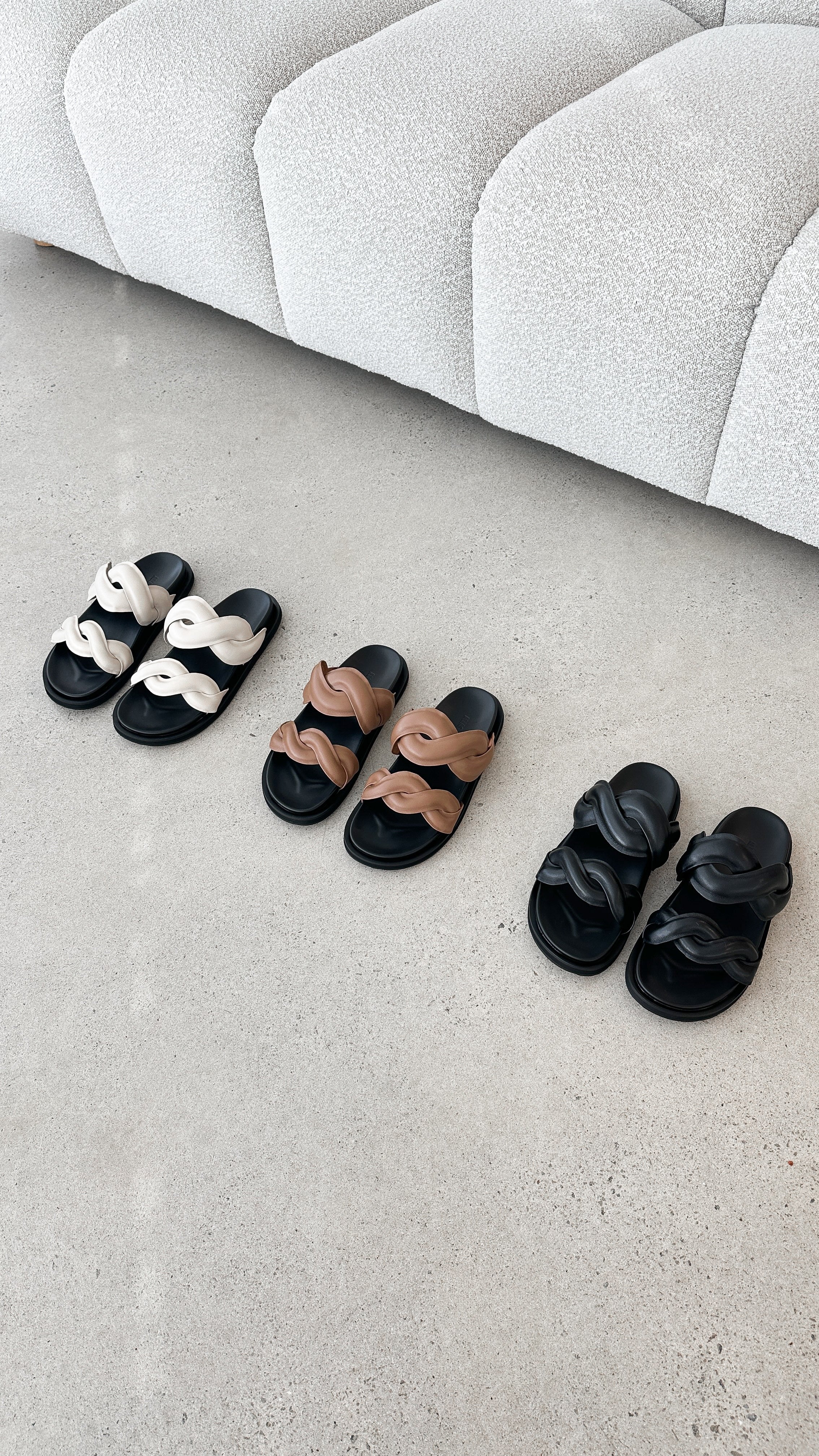 Pantone Slides - Black Leather - Billy J