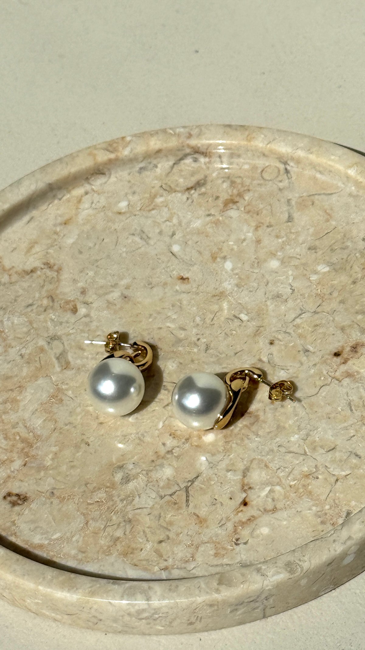 Classic Pearl 18K Gold Plated Earrings - Gold - Billy J