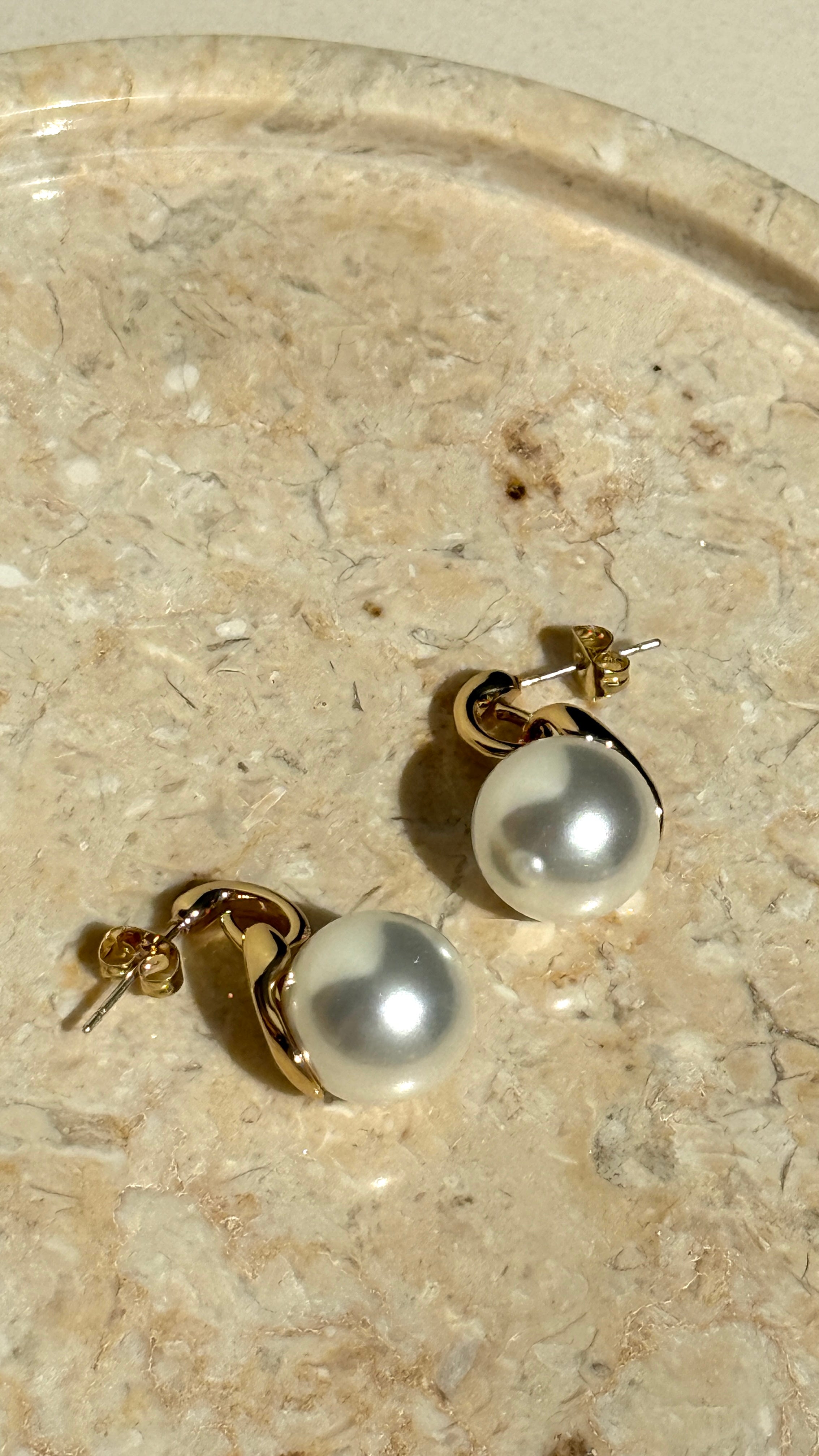 Classic Pearl 18K Gold Plated Earrings - Gold - Billy J