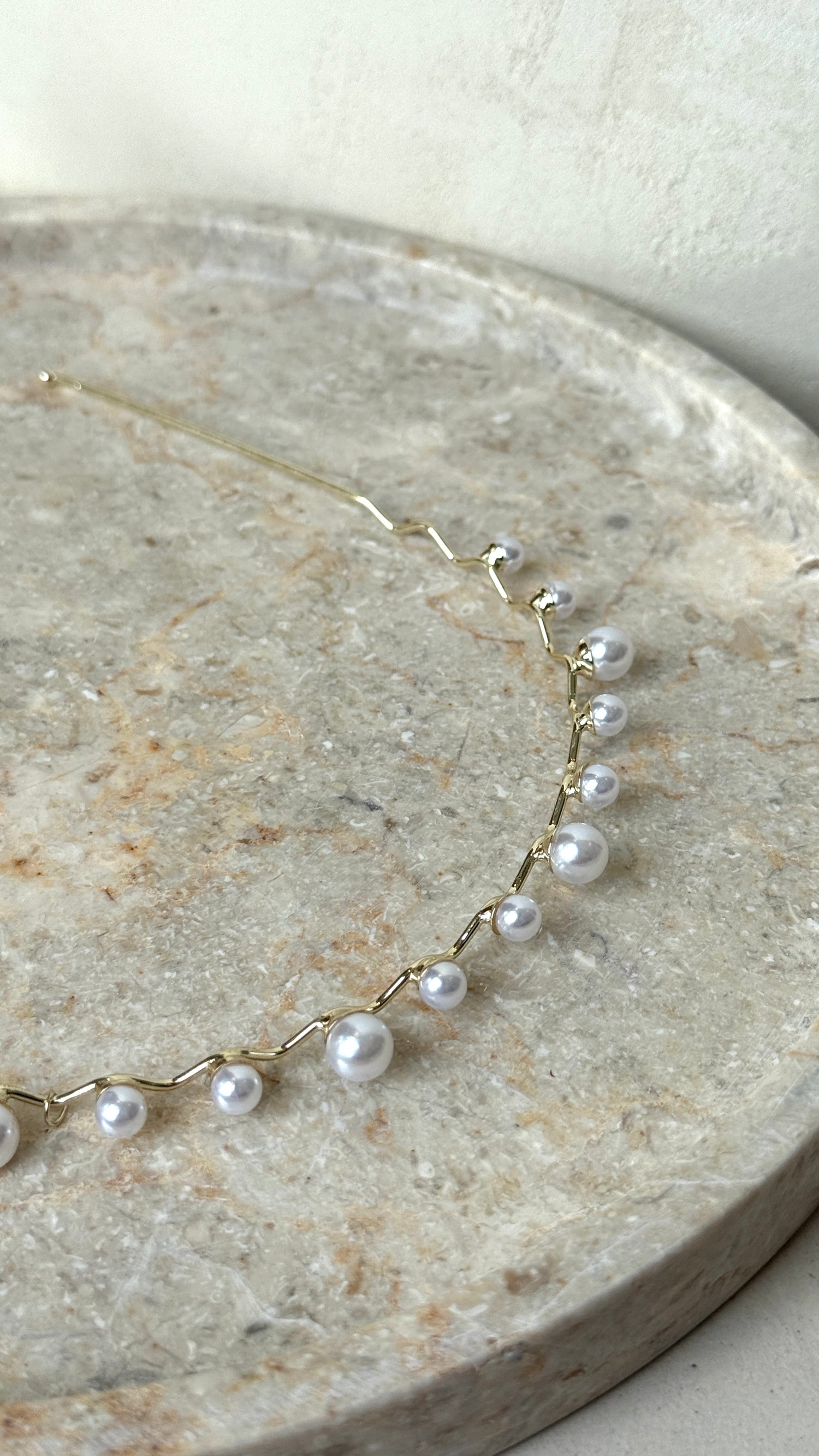 Isla Dainty Pearl Statement Headband - White - Billy J