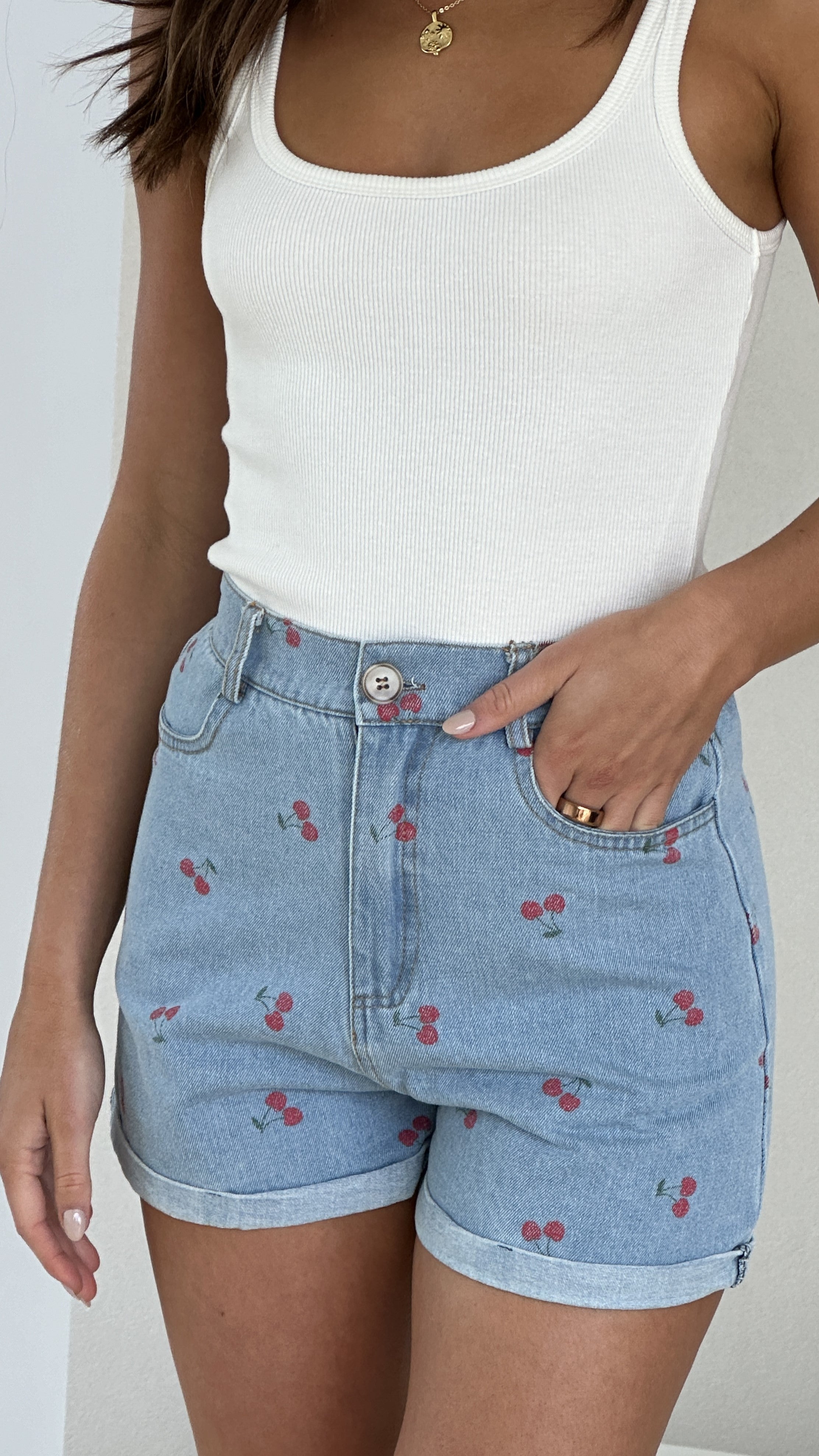 Aria Shorts - Light Denim Cherry - Billy J