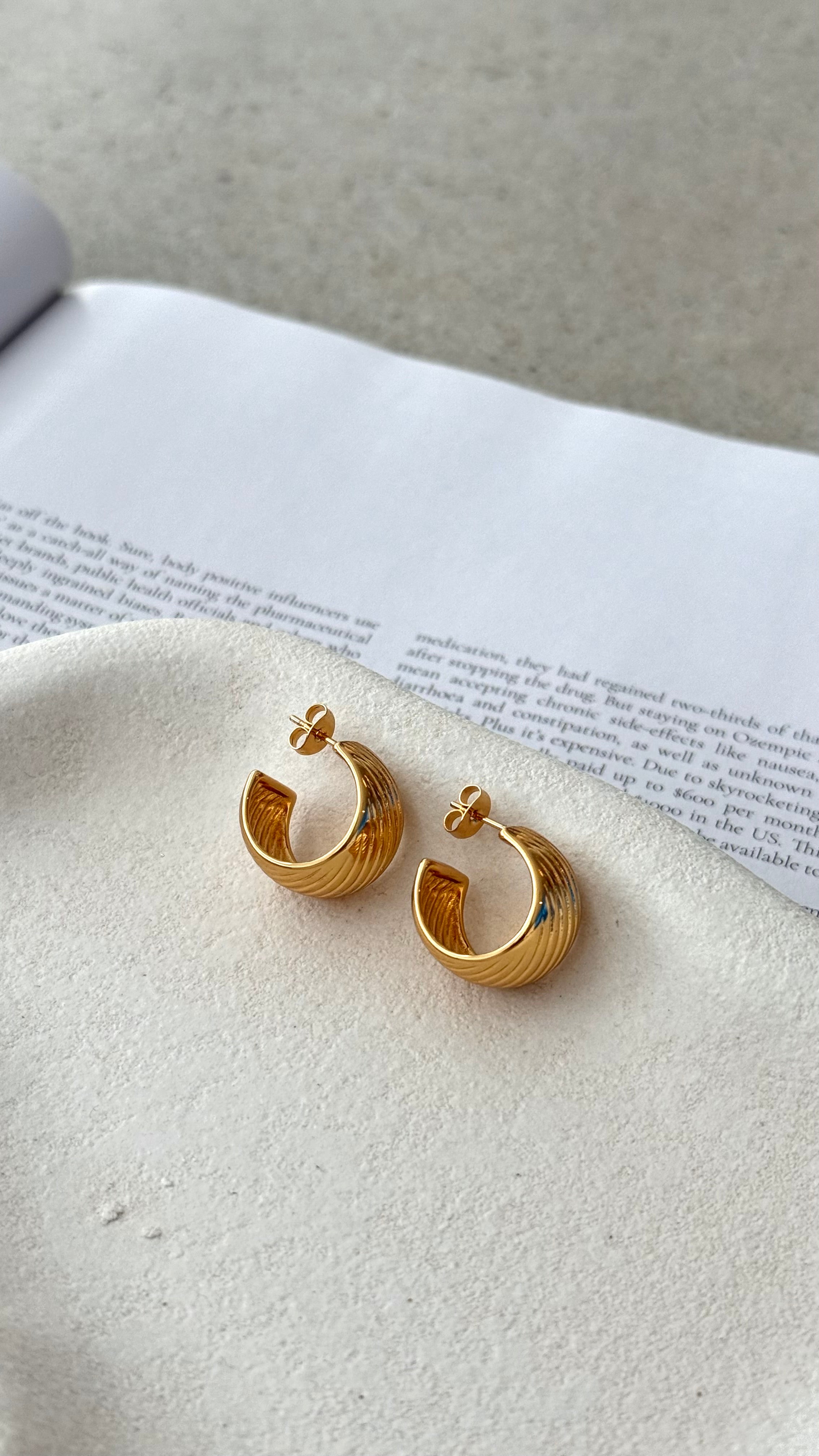 Ziggy Earrings - Gold - Billy J