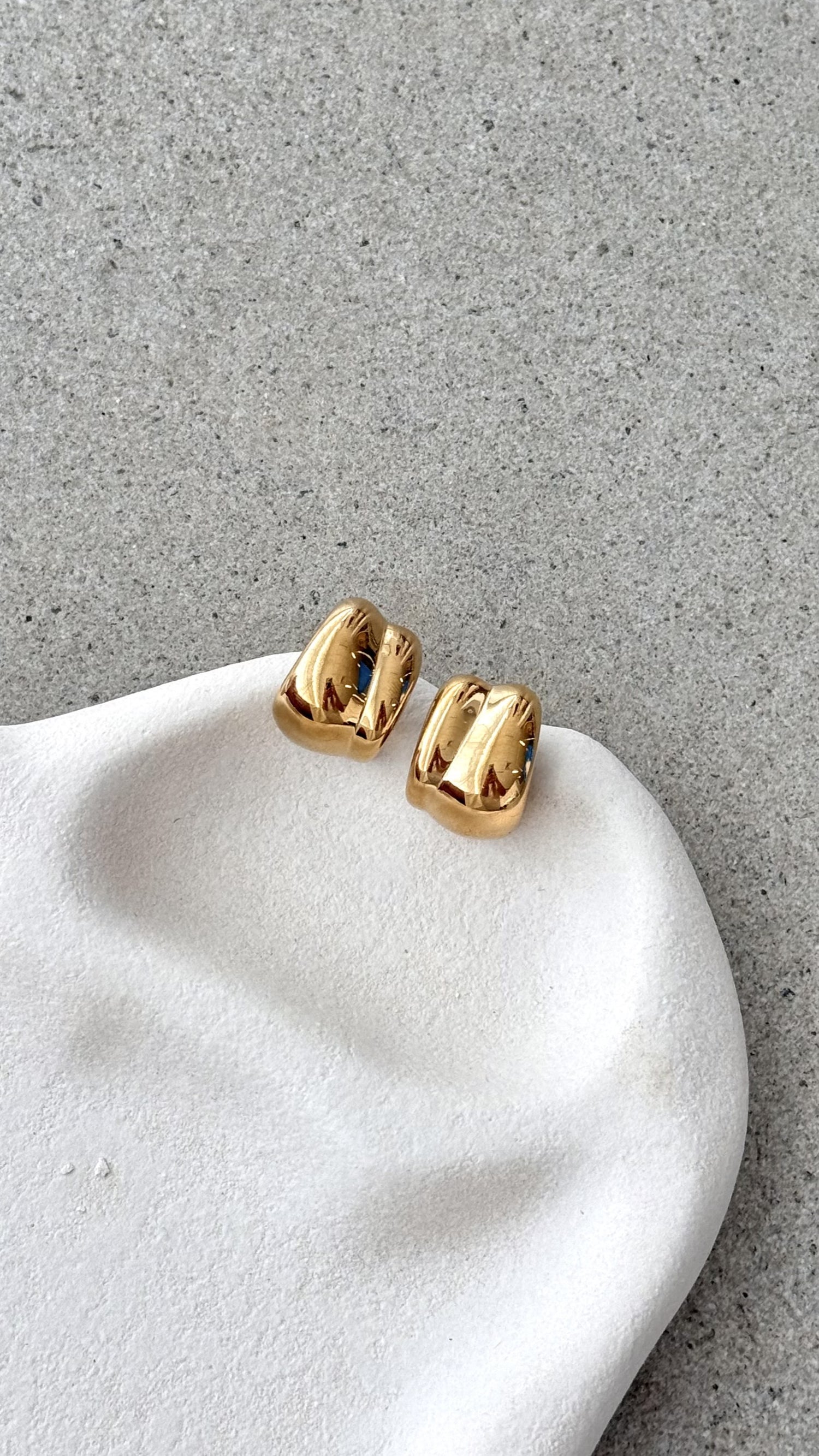 Kiara Earrings - Gold - Billy J