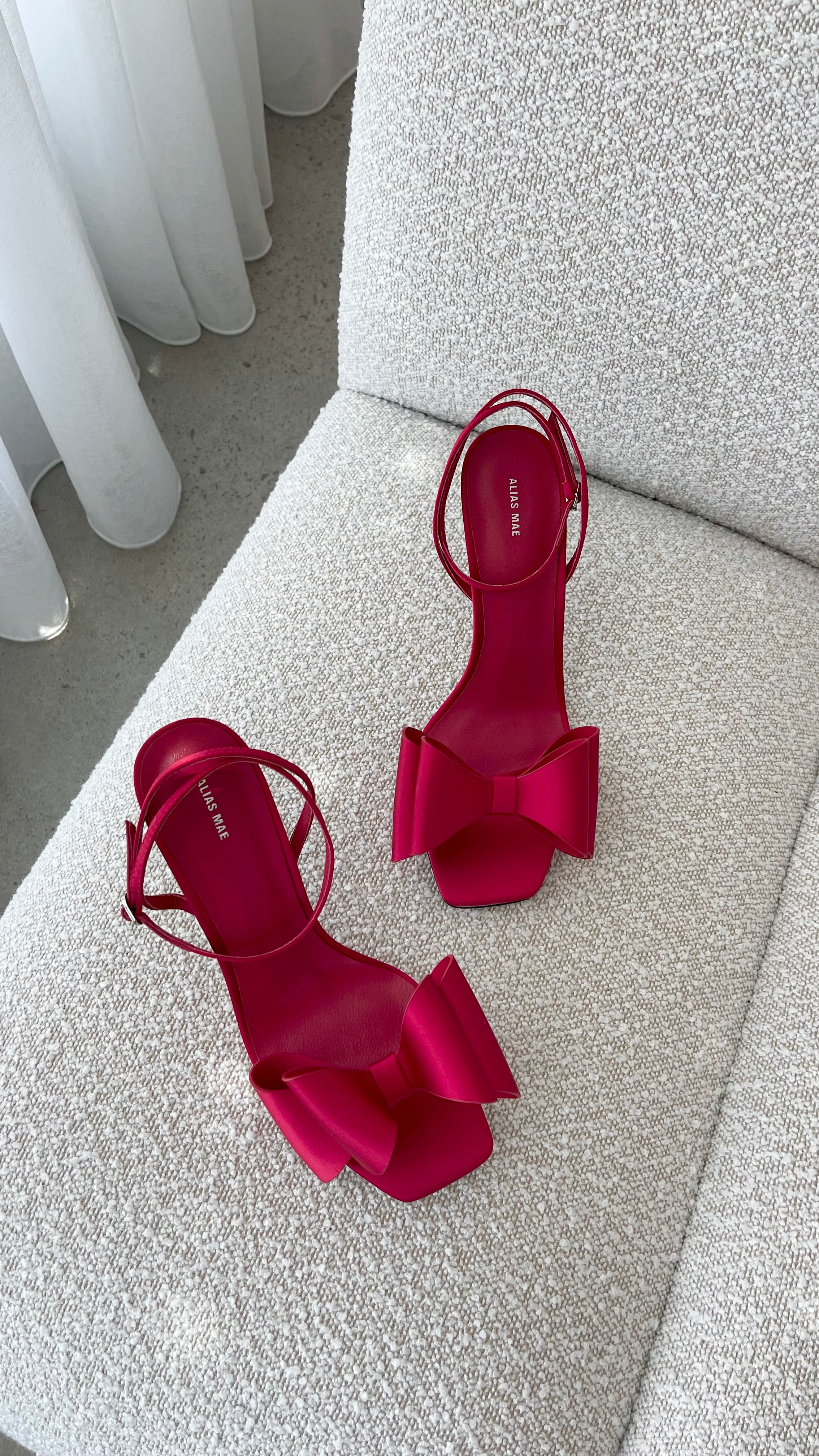 Gabby Heel - Tomato Satin - Billy J