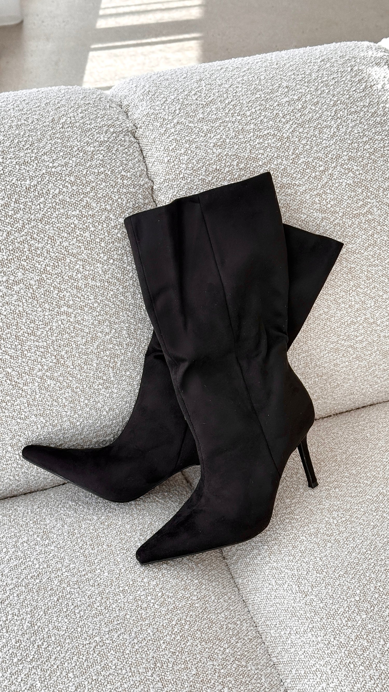 Nour Boots - Black Suede - Billy J