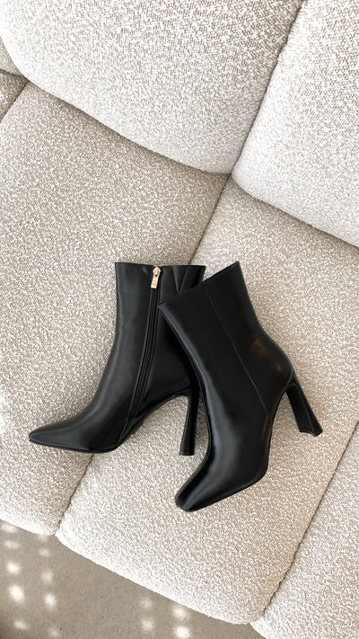 Load image into Gallery viewer, Emira Boot - Black
