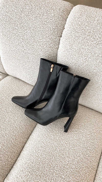 Load image into Gallery viewer, Emira Boot - Black - Billy J
