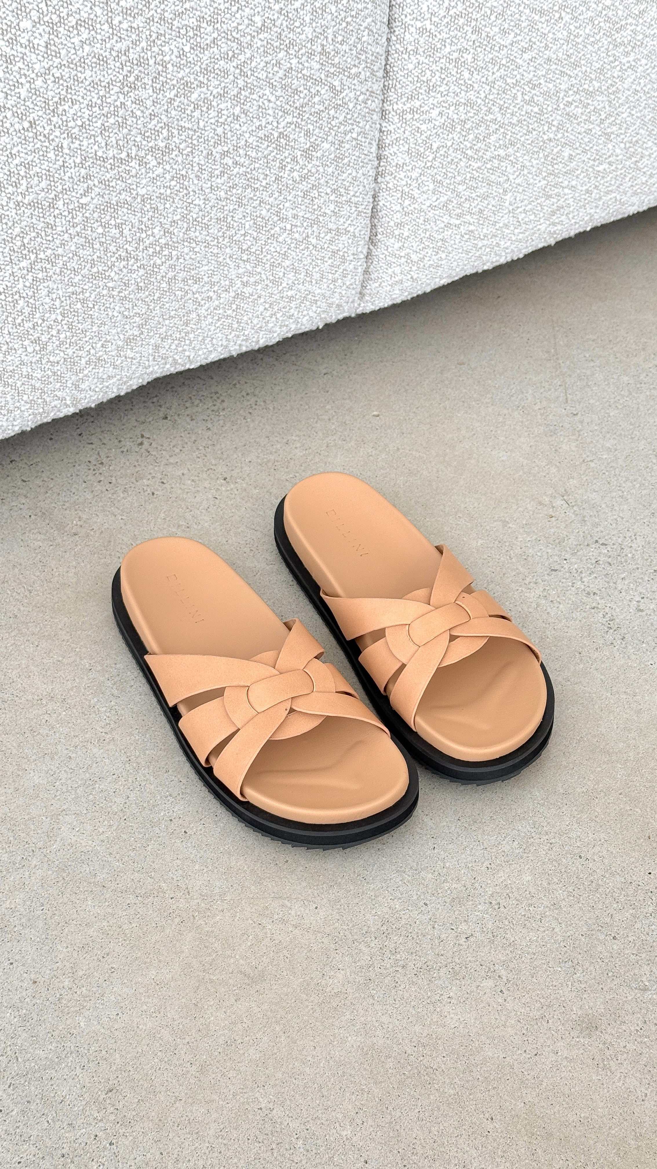 Tinker Slides - Desert - Billy J