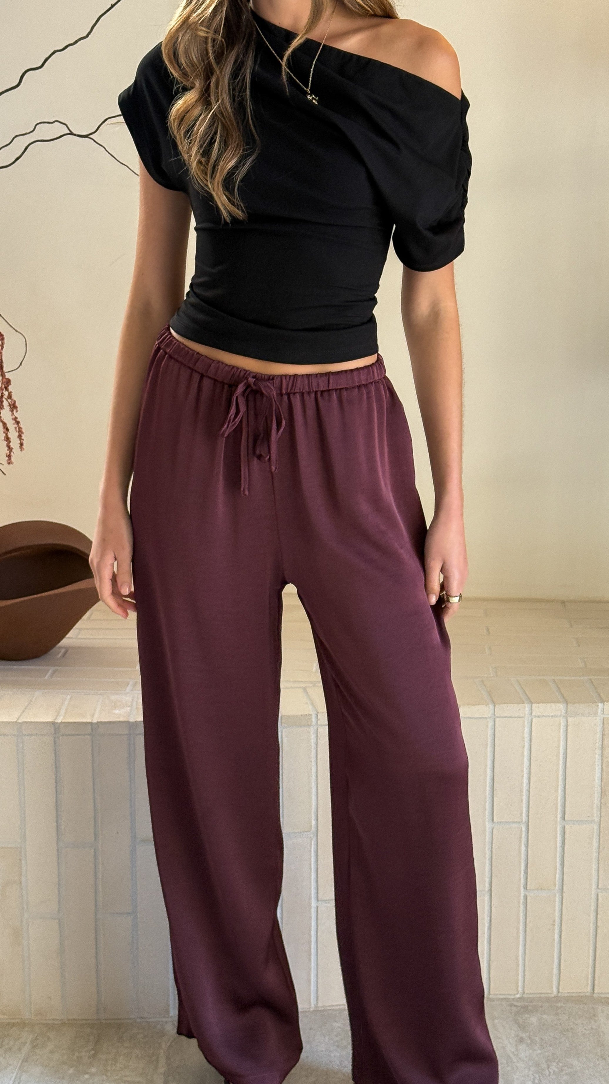 Millie Top - Black - Billy J
