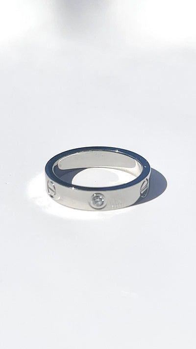 Load image into Gallery viewer, Essential Band Ring - Silver
