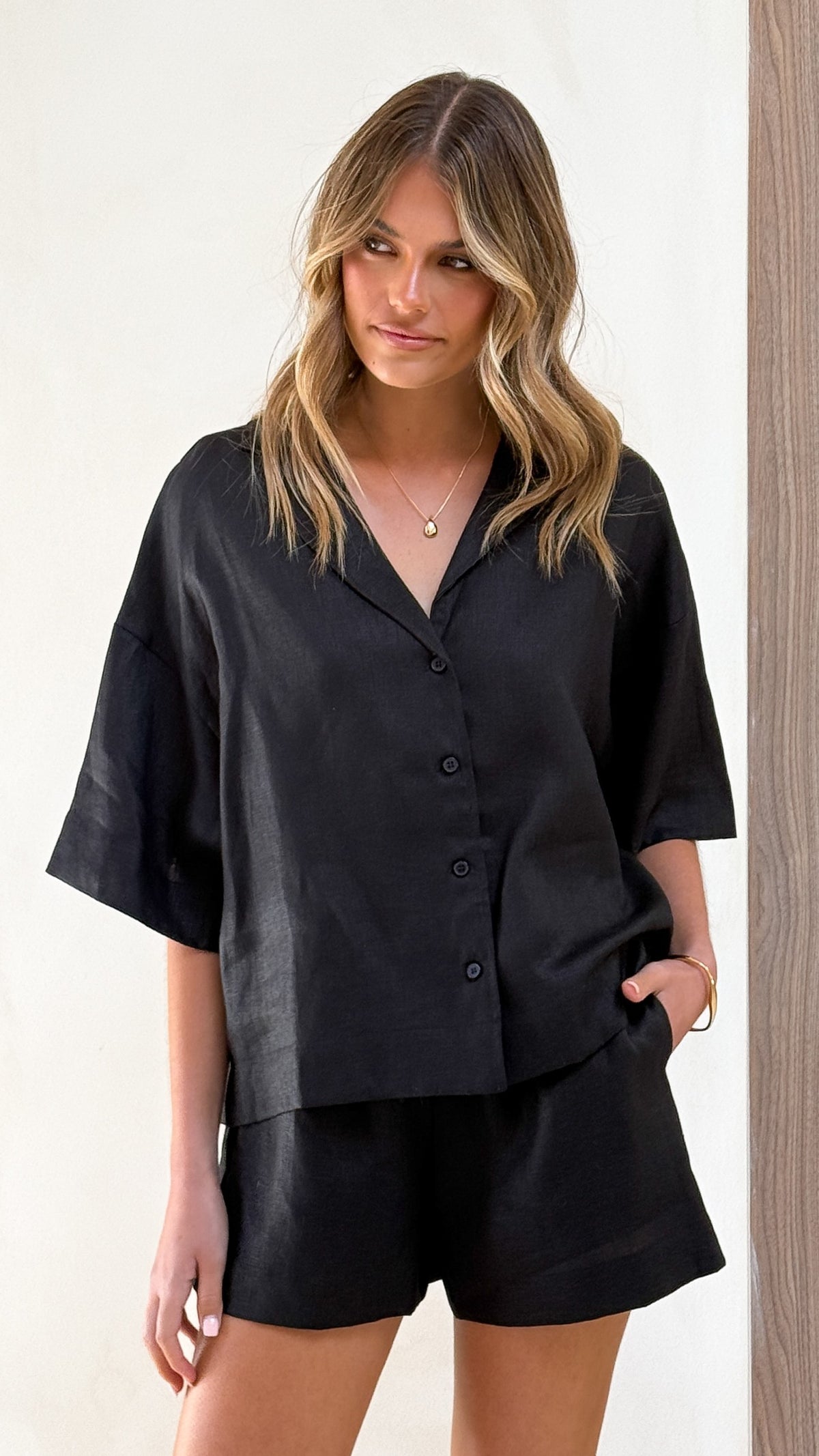 Luna Shorts - Black - Billy J