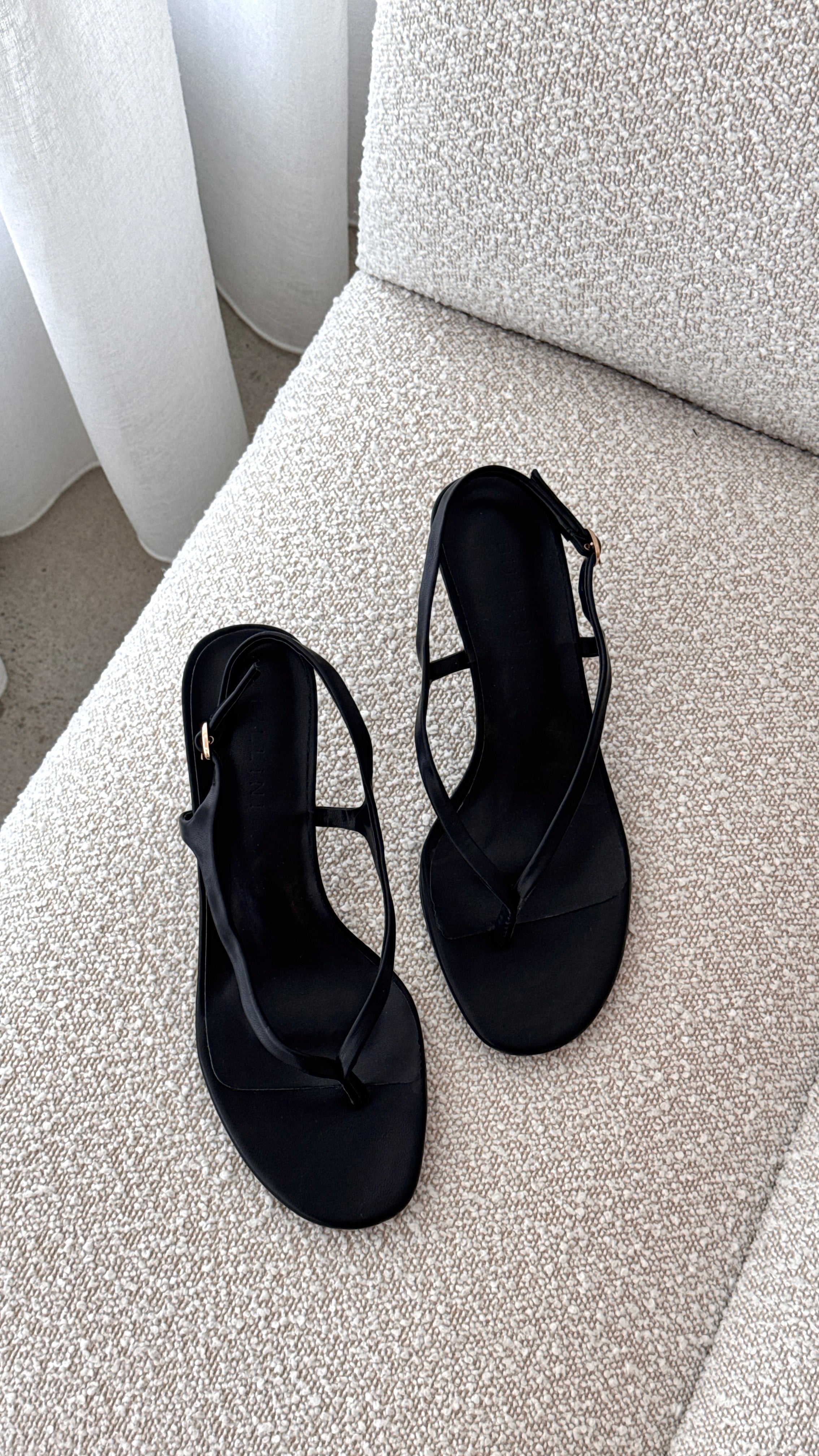 Novae Heel - Black - Billy J